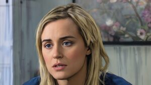 Top 10 Most Shocking Escapes by Piper Chapman in Orange is the New Black